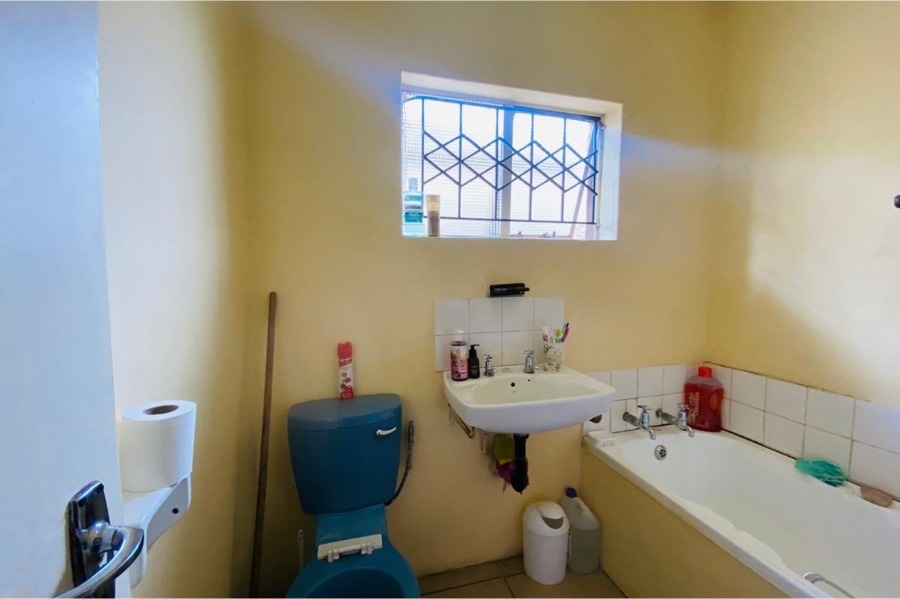 2 Bedroom Property for Sale in Zamdela Free State